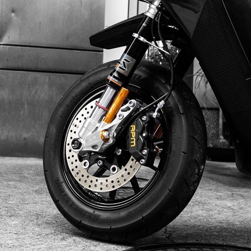 GII LS 全可調高低速氣瓶倒叉前叉 對四卡鉗款