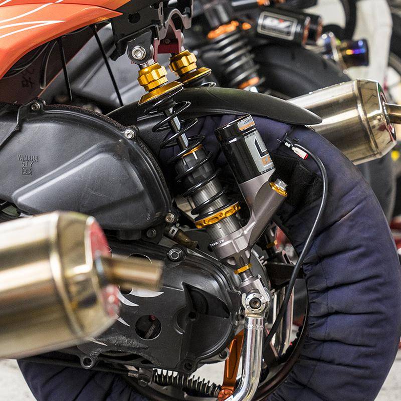 GII LS 全可調高低速 氣瓶正叉後避震器