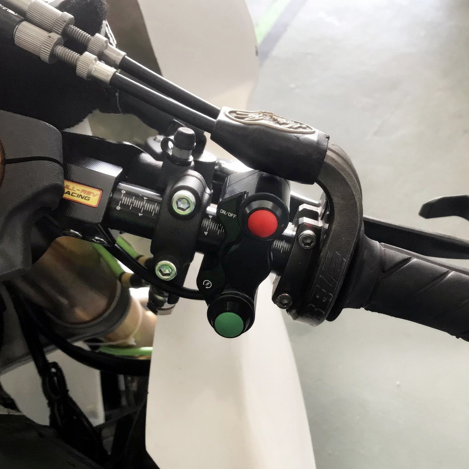 FULL-REV 糖豆按鈕開關 KAWASAKI車款