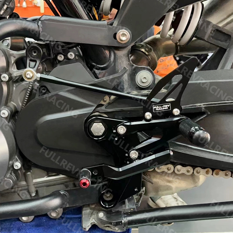 FULL-REV 改裝後移腳踏 KTM車款