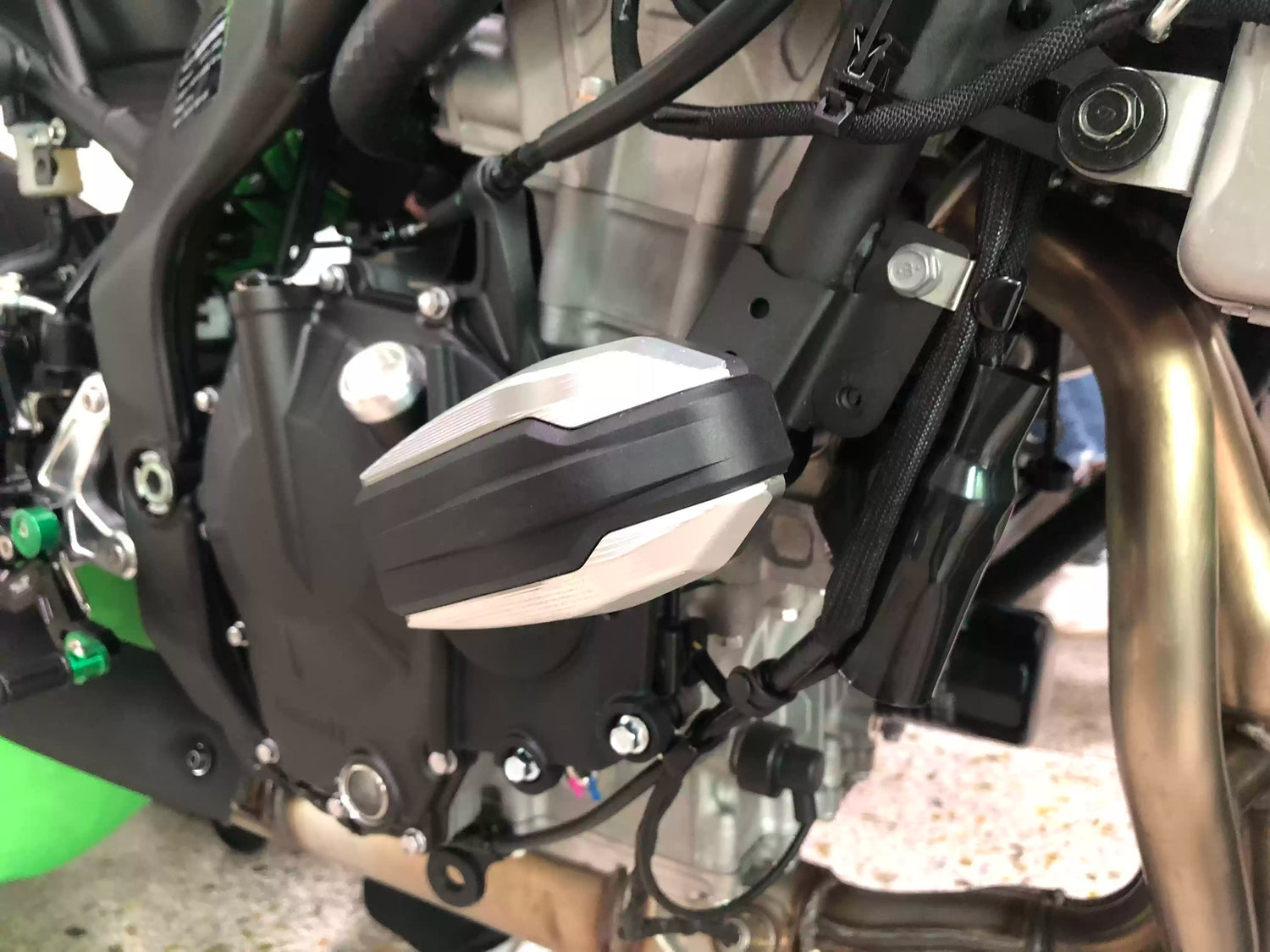 FULL-REV 引擎護架