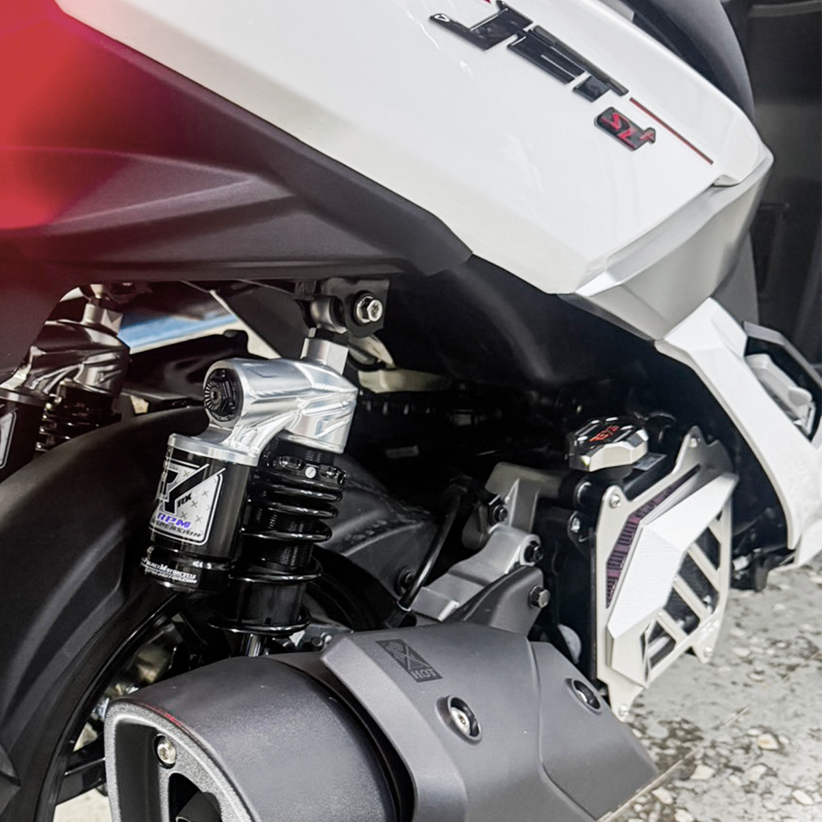 RX Inverted Fork Shock Absorber with Adjustable Compression Reservoir